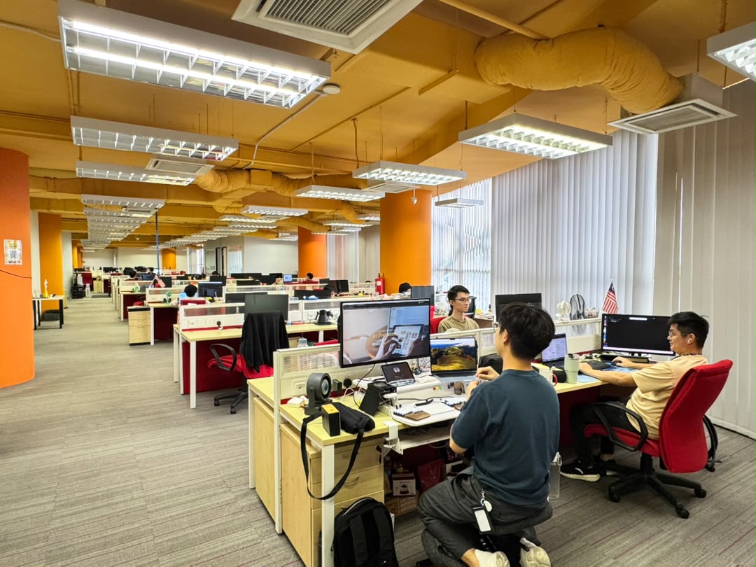Engineering and product floor at Agmo HQ